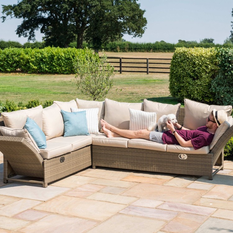 Maze Rattan Garden Furniture Henley Tuscany Corner Sofa with Reclining Arms Rising Table